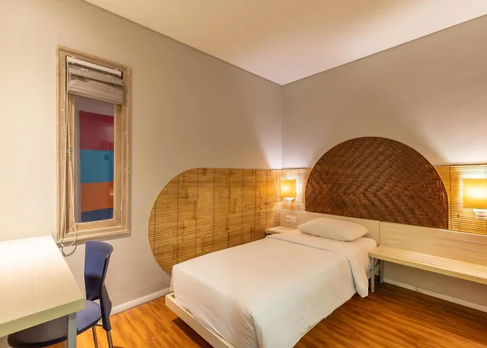 Cove Renata Hotel
